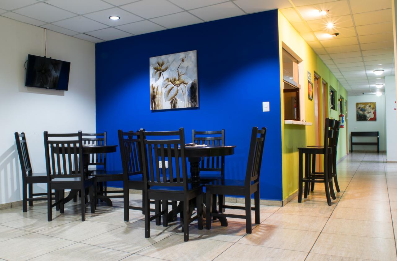 סאן סלבדור Hostal De Asturias מראה חיצוני תמונה