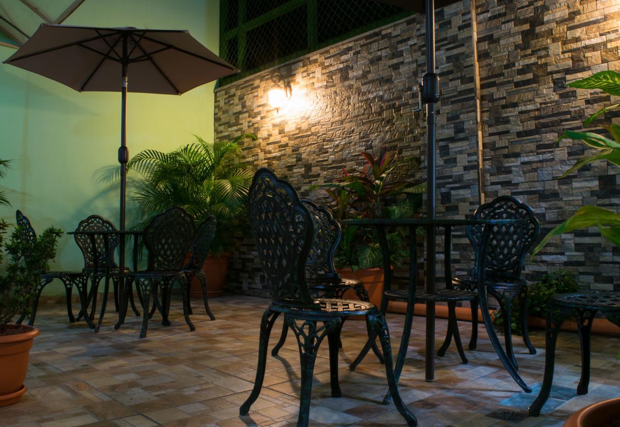 סאן סלבדור Hostal De Asturias מראה חיצוני תמונה